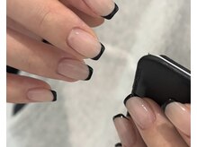 ノウェム(novem)/黒細めフレンチ