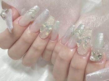 ラビィ(Raviy)/きらきらネイル