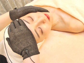 マジェンタ 新宿店(Magenta)/生体電流で小顔ゲット!