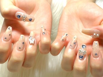 ネイルサロンブリス(nail salon Bliss)/☆蝶々羽ばたくワンホンネイル☆