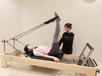 リピラティス 吉川美南店(Repilates)の写真/整体に行っても戻ってしまう…そんな方はリピラティスへ☆自分で整える力が身につくから不調が出にくい体に