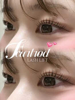 ルルプリュム(Lulu Plume)/【Lash lift（まつげパーマ）】