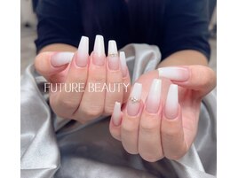 グラデーション大人ネイル