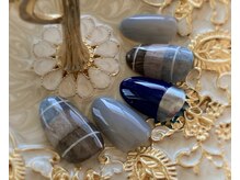 ヌークネイル(Neuk nail)/11月の定額アート