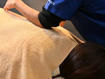 キンマク整体院 ジョイモアーズ相模大野院(KINMAQ整体院)/施術風景