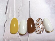 モグネイル(Mogunail)/9月定額A ヒョウ柄ネイル