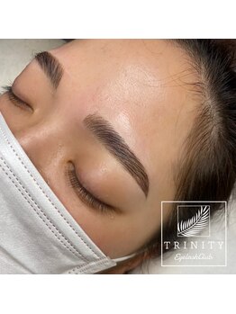 トリニティ アイラッシュ クラブ(TRINITY Eyelash Club)の写真/【アイブロウも当店にお任せ☆】人気の≪ブロウリフト＆ブロウWAX脱毛≫で憧れの美眉に♪メイク時短にも◎