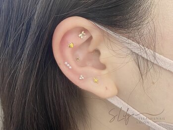 エスリリープラス(SLily+)/【耳ツボジュエリー】