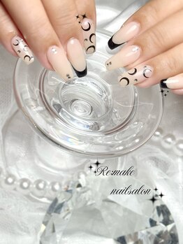 リメイク(Re:make)/黒フレンチネイル