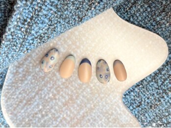 ククル(KUKURU)/マリメッコ風フラワー 手描き