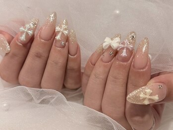 シェルネイル(SHELL NAIL)の写真/【ジェルコ-ス料金+8000円スカルプでご案内可能◎】TIPオ-バ-レイで強度も◎小爪さんでも品よく輝く指先へ