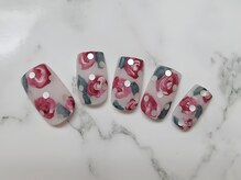 ユイット(HUIT)/薔薇ネイル