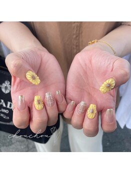 シュシュ(chouchou)/ひまわりネイル