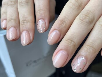 ヌーディーキラキラネイル