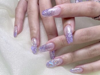 エイト(8)の写真/デザインやカラーが豊富!ネイルが初めてという方にもおすすめのデザインを取り揃えております♪