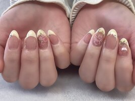 イエローフレンチ×お花ネイル♪