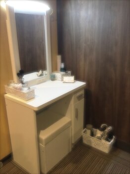 千葉中央整体院/ミニドレッサー室完備