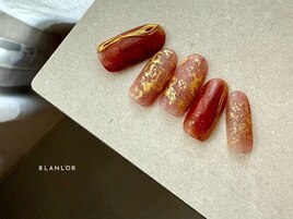 キラキラニュアンスネイル