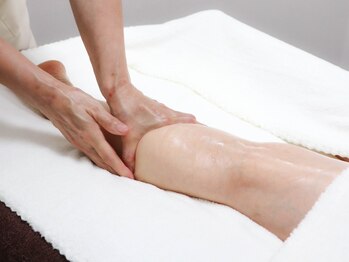 トータルエステティック レイ(Lay)/リンパマサージ/むくみ/セル脂肪