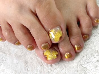 グロスネイル(gloss nail)/ひまわりネイル