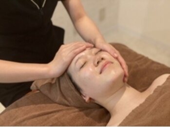 ベレガ 姫路店(BELEGA)の写真/姫路駅から徒歩1分☆経験豊富なスタッフによる小顔・毛穴ケア！あなたの美しさを引き出します♪