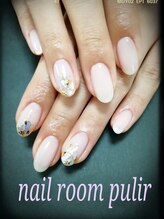 ネイルルーム プリル(Nail Room pulir)/