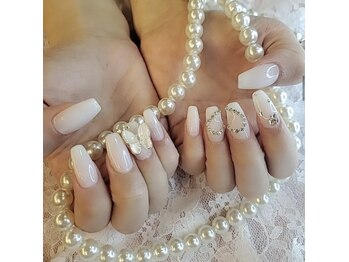 ローラネイル(Roller nail)/スカルプストーン乗せ放題¥12500
