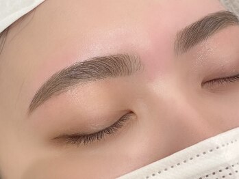 ジェミニアイラッシュ 田無(gemini eyelash)の写真/目元のトータルプロデュース♪お顔立ちや雰囲気に合わせた垢抜け眉をご提案！清潔感UPやメイク時短にも◎