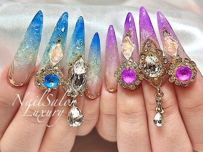 ネイルサロンラグジュアリー 梅田店(LUXURY)の写真