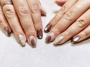 フミ(FMI)/シンプル+お好きなアート4本