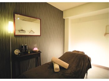 リラクゼーションスペース 北浜エイド(Ado)/<3>ご案内・お着替え