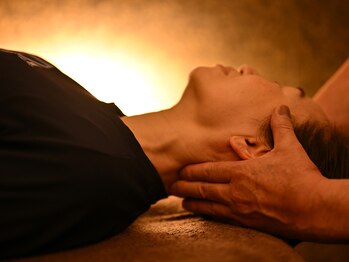 京都駅整体ラボ 菅原総合整体 ホテルグランヴィア京都店/ヘッドマッサージ