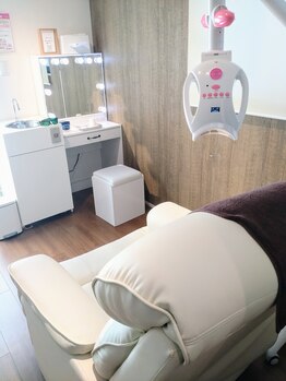 エクシアホワイト SOKA(ecxia white)/清潔感のある店内