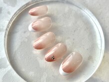 ブレスネイル(brace Nail)/フレンチグラデーション