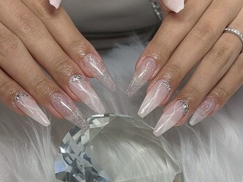 エマネイル プラスキハクヤ 枚方店(EmaNail+KIHAKUYA)/長さだしデザイン