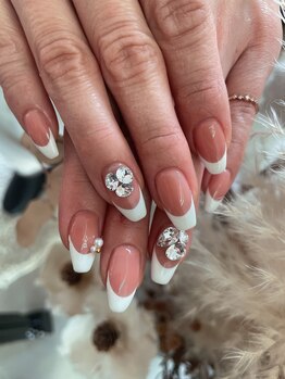 定番フレンチネイル