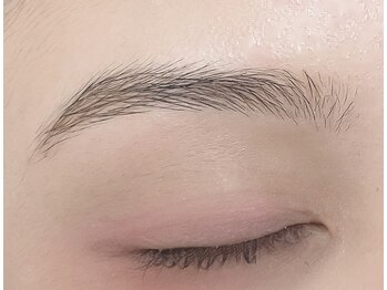 サンパ(SYMPA)/ハリウッドブロウリフト