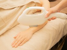 痛みの少ない最新脱毛で、憧れのツルスベ美肌に導きます♪