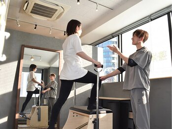ヴレ 福岡店(Vraie)の写真/【話題のマシンピラティス始めませんか？】自分の体に磨きをかける！新しい大人女子の習い事！