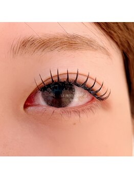 ルプティボヌール(LE PETIT BONHEUR.)/フラットラッシュ 140本