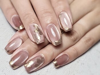 イーズネイル(eee's nail)の写真/【お爪に優しいフィルイン施術★】ベースジェルを残すので、お爪・皮膚へのダメージも少ない♪モチも抜群◎