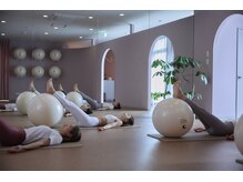 ムーンバランスボール(moon balanceball)/レッスン / 最後はシャバアサナ