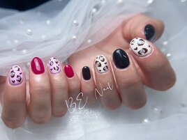 べっ甲ネイルです