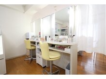 フェイシャルサロンBennyの雰囲気（無料でメイクアップサービス付きです♪）