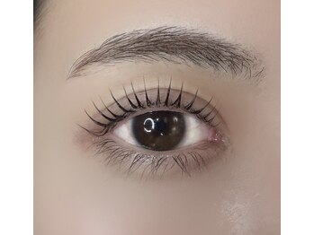 アイスタイル 仙台店(EYE STYLE)の写真/すっぴんでも可愛い♪朝の時短に◎ずっと上向きぱっちりまつ毛へ!!