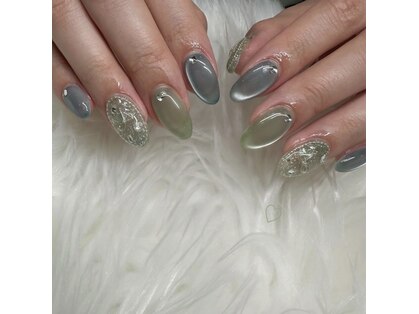 サロンドグリッター 材木町店(salon de glitter)の写真