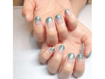 アモールネイル(amor nail)/ラメグラデーション
