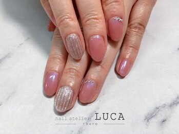 ネイルアトリエルカ(nail atelier LUCA)/M-661 大人可愛いバカラネイル