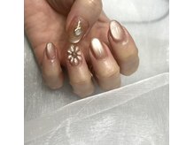 上品ベージュに光る大人マグネットでおしゃれなお手元に