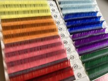 【ワンランク上のオシャレに挑戦】多彩なカラーエクステ、ブラウンエクステ